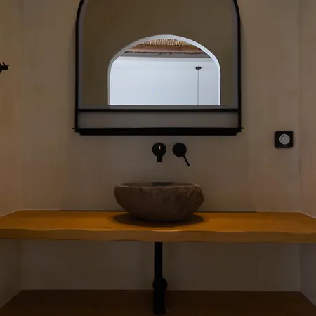 Pelagos Seaside Retreat Naxos Otel Ambrami